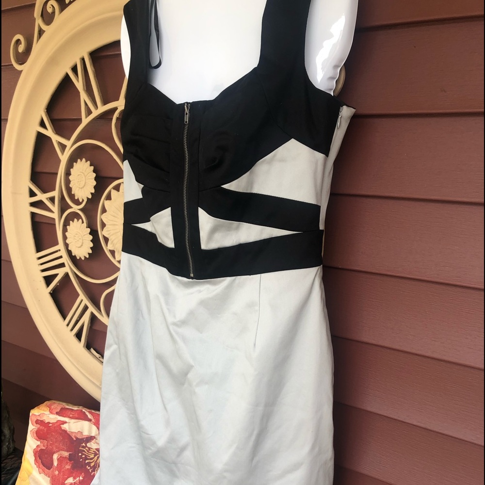 HOST PICK!NWT 👗 Sleeveless Dress 👗 - Picture 5 of 10